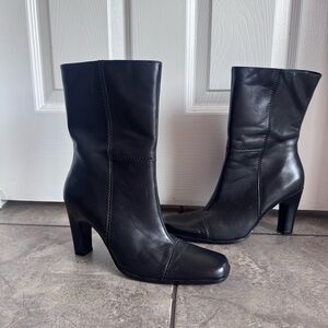 ANDREA Black Heeled Ankle Boots